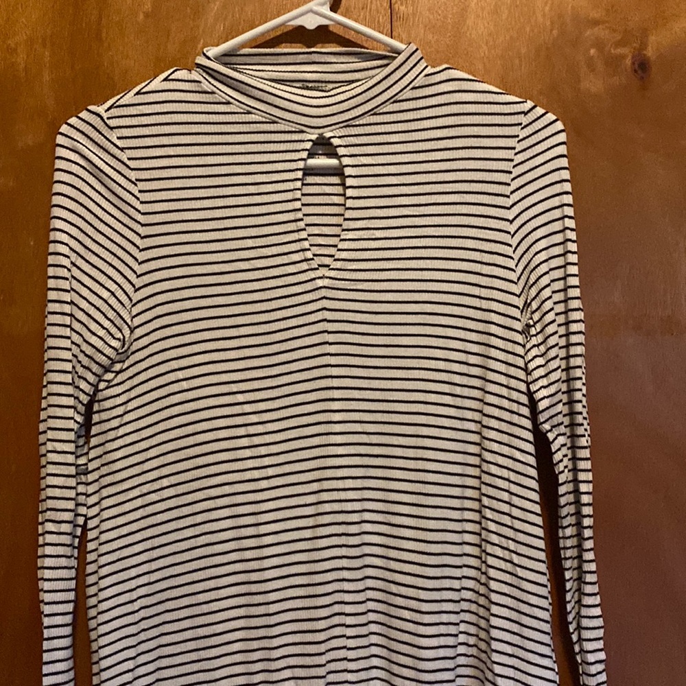 American Eagle Long Sleeve
